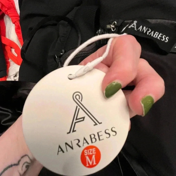 ~Anrabess~ Evening Gown - Medium - Picture 8 of 10